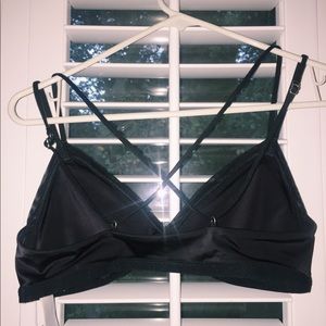 Abercrombie & Fitch Swim - ☀️Abercrombie and Fitch Bikini Top🌊 Abercrombie & Fitch Swim - ☀️Abercrombie and Fitch Bikini Top🌊
